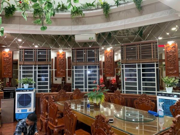 Báo Giá Thi Công Kính Thủy Bỉ Màu Trà Trọn Gói Giá Rẻ - Kính Đại Nam Gương trang trí màu trà được sản xuất theo công nghệ của Bỉ